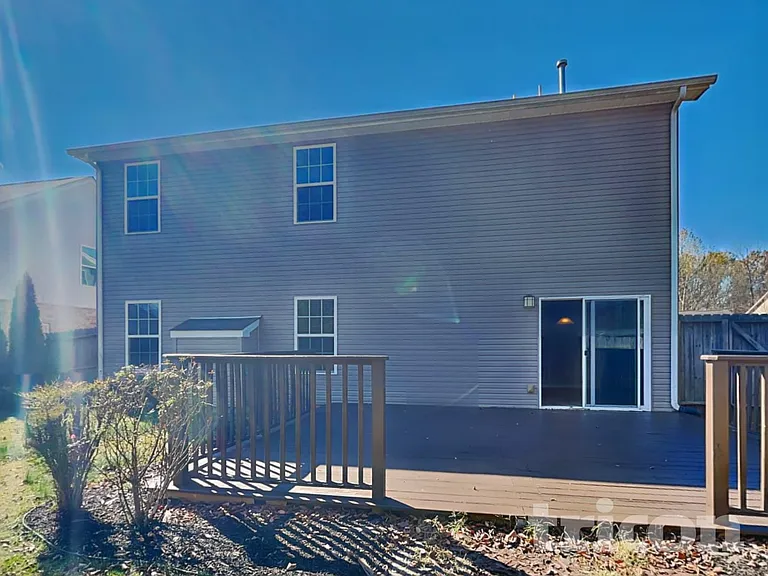 1068 Countess Ln — Photo 16