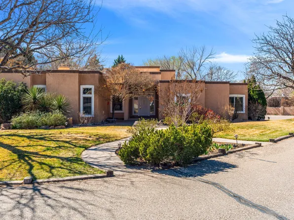 214 Tornasol Ln NE, Albuquerque, NM 87113
