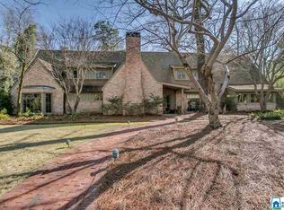 3039 Weatherton Dr, Mountain Brook, AL 35223