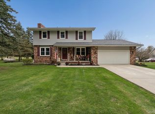 7233 Lange Rd, Fowlerville, MI 48836