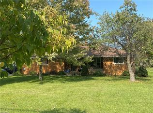 3719 Oakes Rd, Brecksville, OH 44141