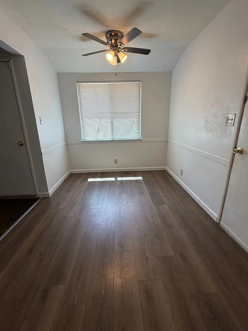 Nice Home In Sacramento!! — Photo 3