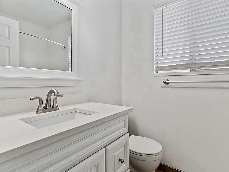 1806 N 350 W — Photo 18