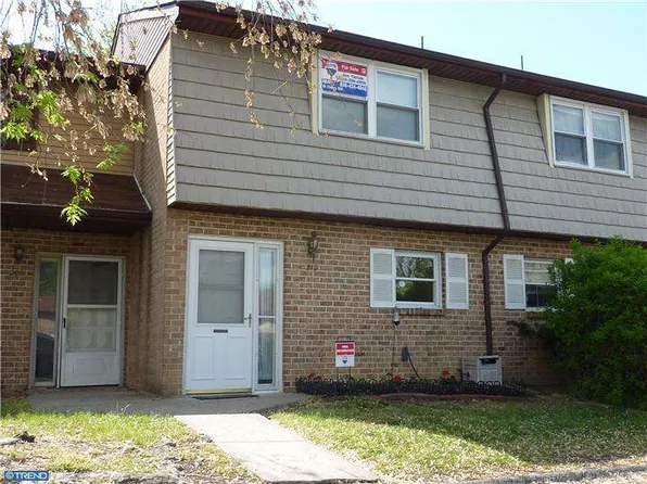 210 La Cascata Tnhs, Clementon, NJ 08021
