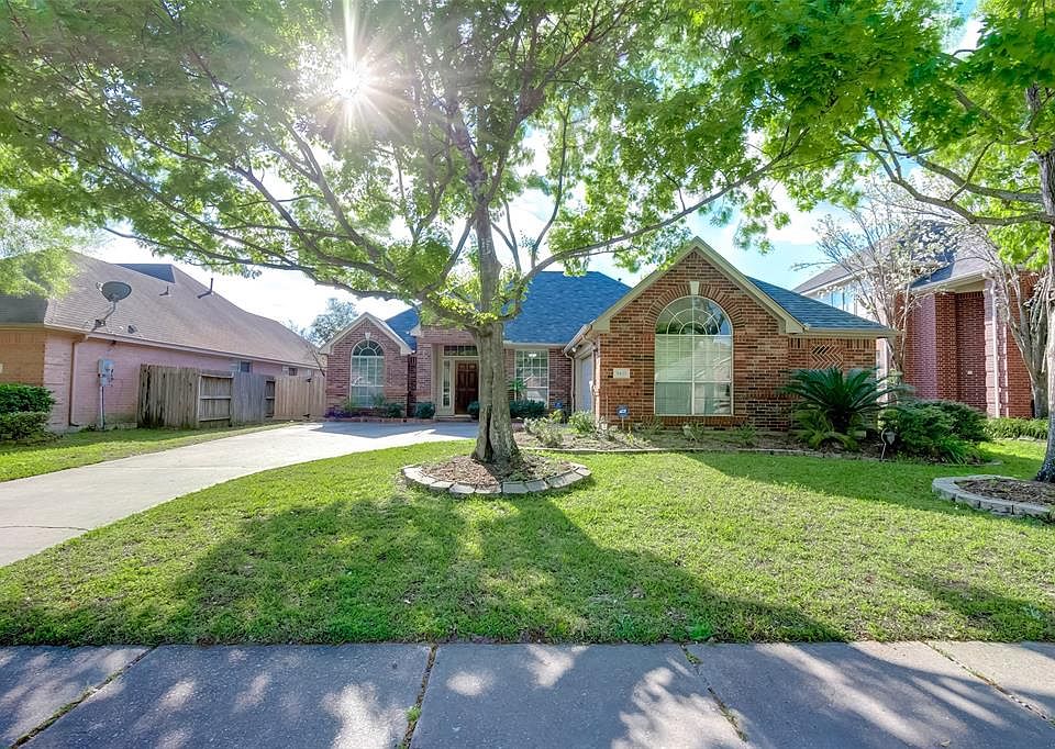 1st image of 9435 Barretts Glen Ct
