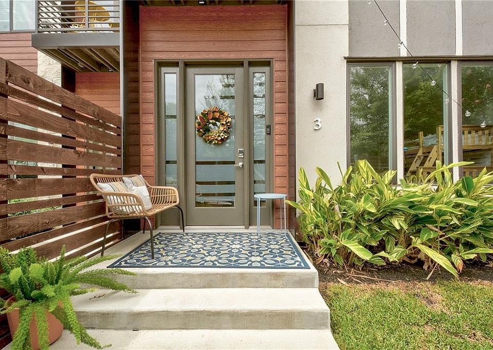2nd image of 3100 Menchaca Rd #3