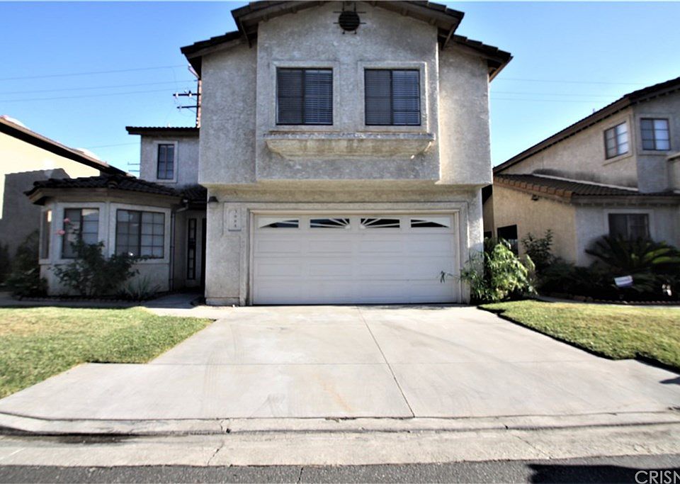 1st image of 3008 Via Delores
