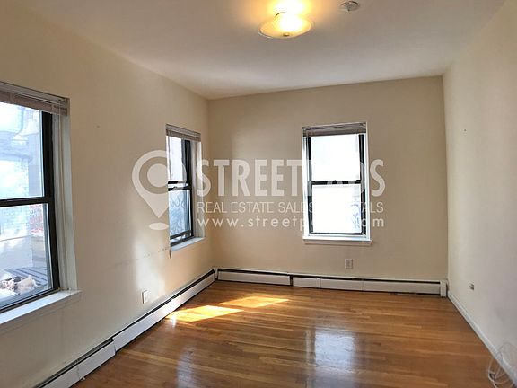 2nd image of 60 Brighton Ave APT 209