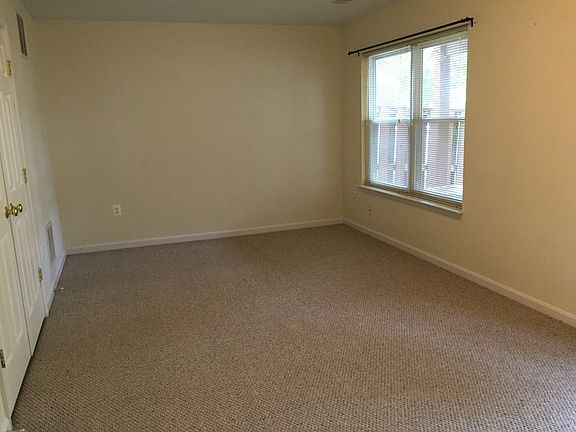 5th image of 2448 Mountain Mill Pl