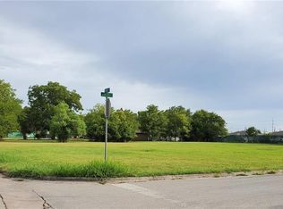 1205 Torres St, Lockhart, TX 78644