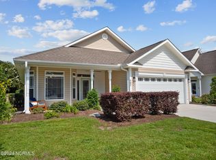 507 Azalea Dr, Hampstead, NC 28443