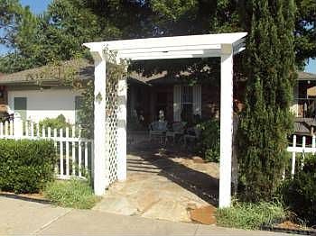 2nd image of 3604 Tiffany Dr