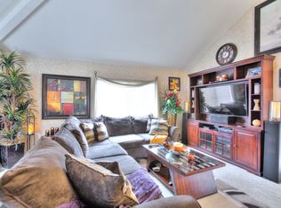 24205 Sparkling Spring Ln #65, Lake Forest, CA 92630