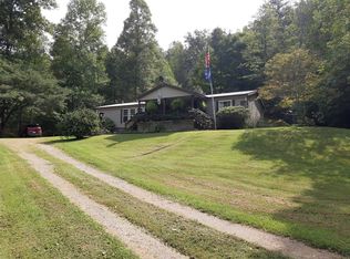 995 Wick Rd, Middlebourne, WV 26149