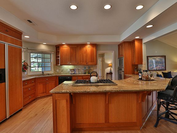 2nd image of 1215 Olive Branch Ln
