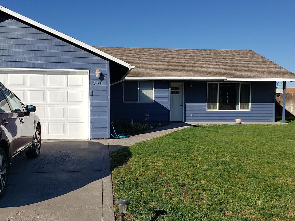 1st image of 568 SE Romero Ct