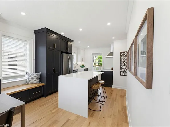 45 Middleton St, Cambridge, ON N1S 2R2