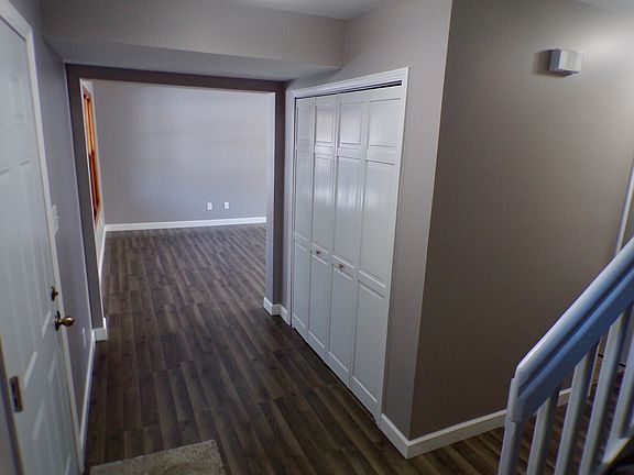 2nd image of 2817 Oxbow Ave