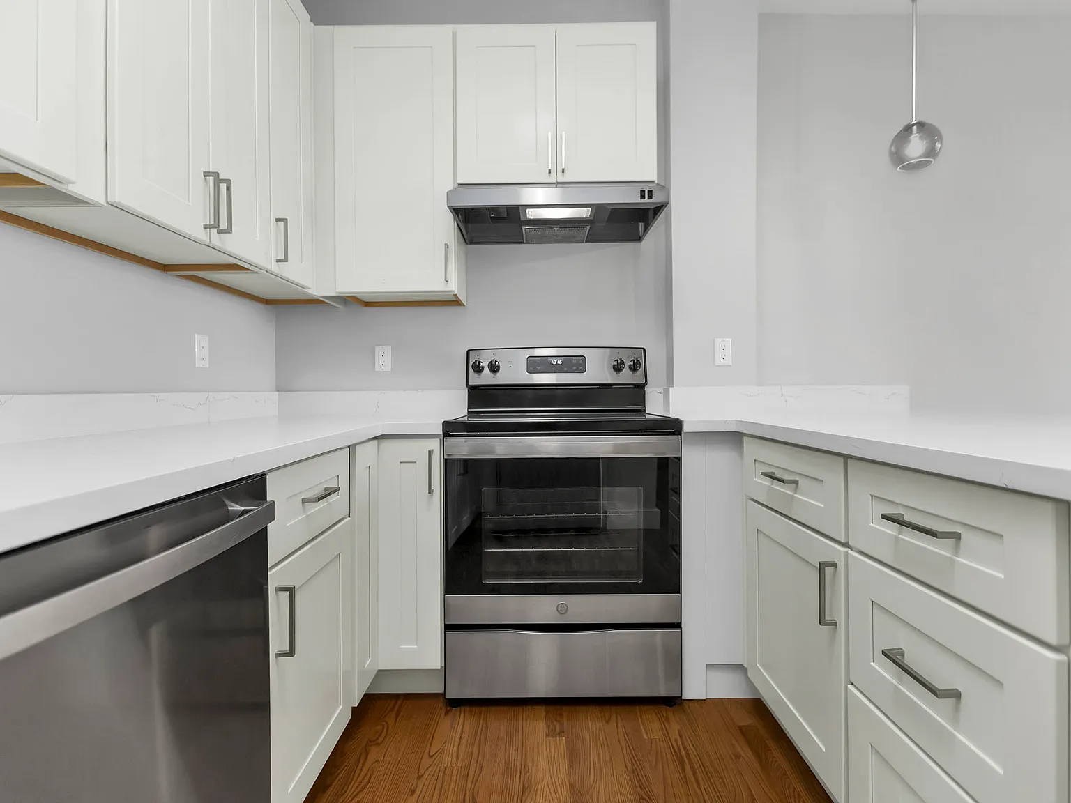 1300 26th Ave APT 604 - Image 5