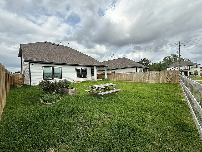 11707 Eclipse Dr — Photo 45