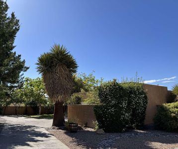 5733 Peppertree Pl NE, Albuquerque, NM, 87111