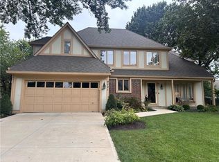 9501 W 116th St, Overland Park, KS 66210