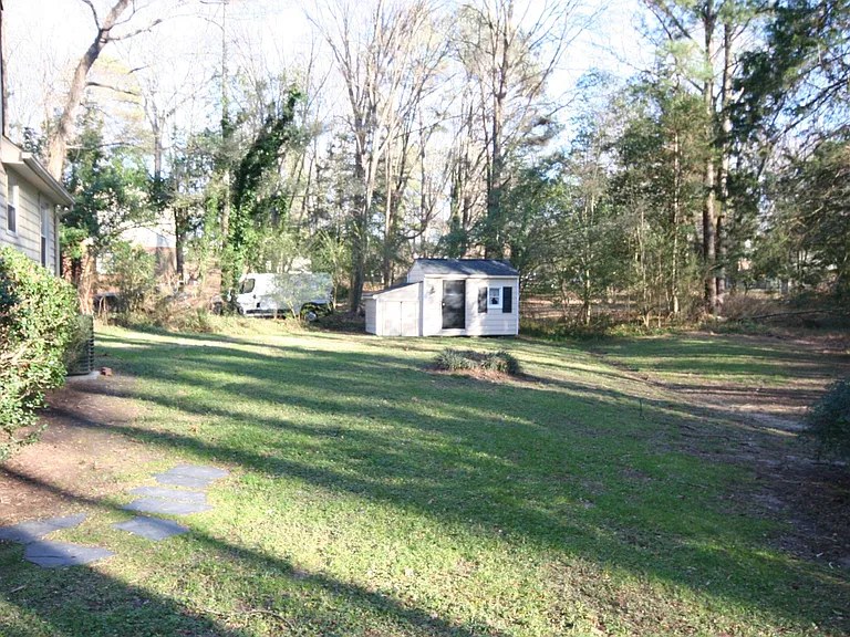 12141 Old Buckingham Rd — Photo 30