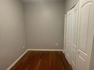 7656 S Colfax Ave, Chicago, IL 60649