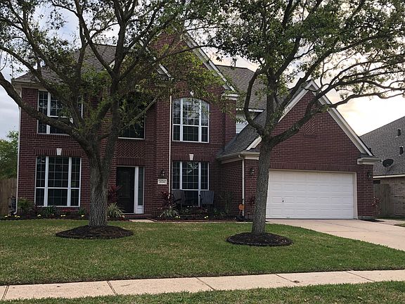3rd image of 2128 Winding Springs Dr