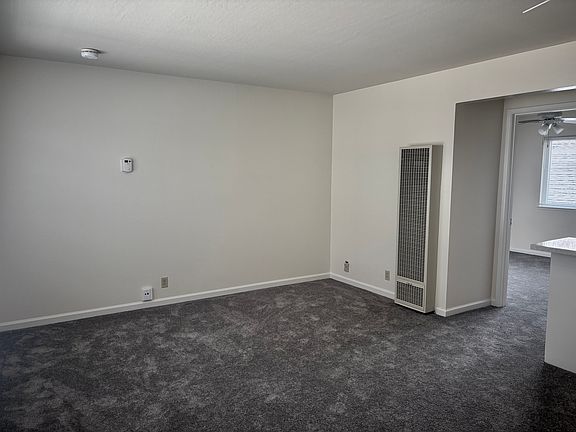 5th image of 520 N San Mateo Dr APT 10