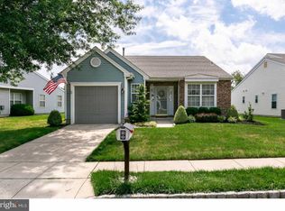 714 Cascade Dr N, Mount Laurel, NJ 08054