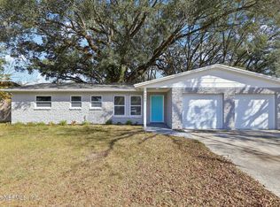 8253 Caravelle Dr, Jacksonville, FL 32244