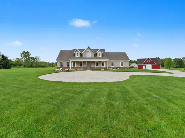 9309 Wild Wind Ct, Milan, MI 48160