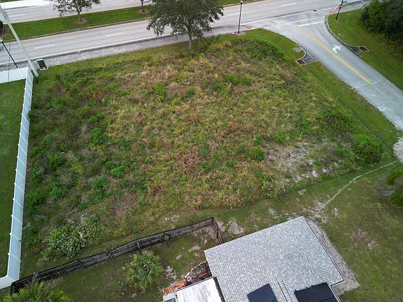 5th image of 360 SW Becker Road