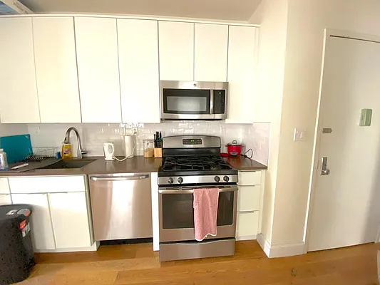 Rented by EXR | media 13