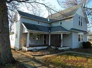 112 S 3rd St, Pierceton, IN