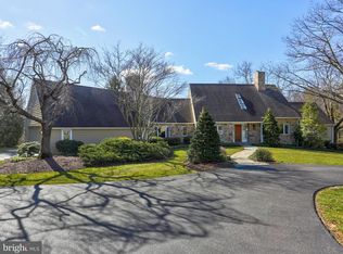 1333 Beaconfield Ln, Lancaster, PA 17601