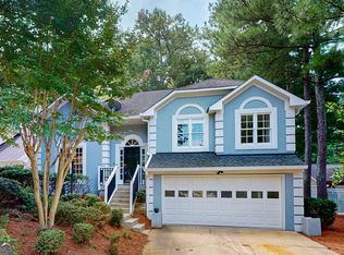 8910 Terrace Club Dr, Roswell, GA 30076