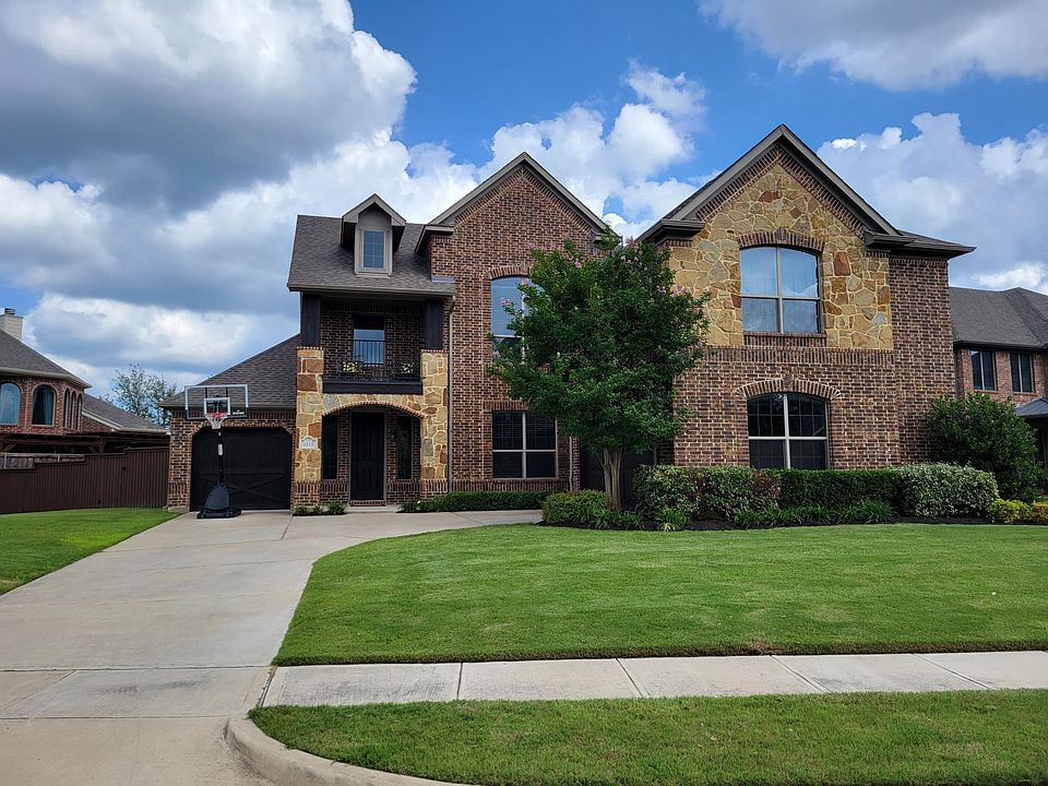 1st image of 1815 Lewis Crossing Dr