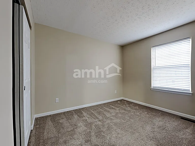 268 Indian Lake Dr — Photo 20