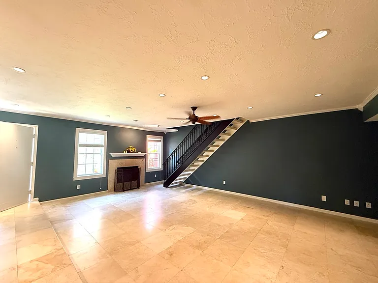 5514 Beverlyhill St — Photo 9