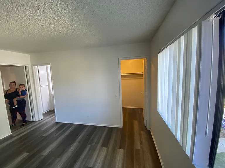 Alpine Village Apartments — Photo 4