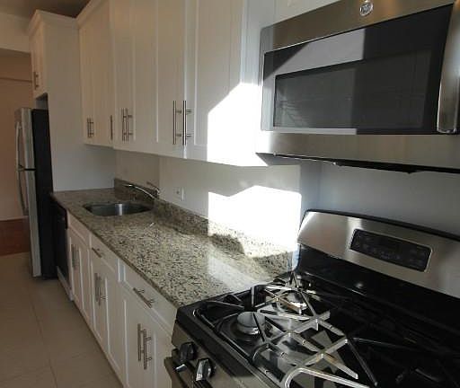 5th image of 10106 67th Dr APT 5C