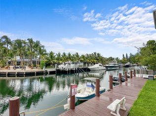 2430 NE 135th St APT 303, North Miami, FL 33181