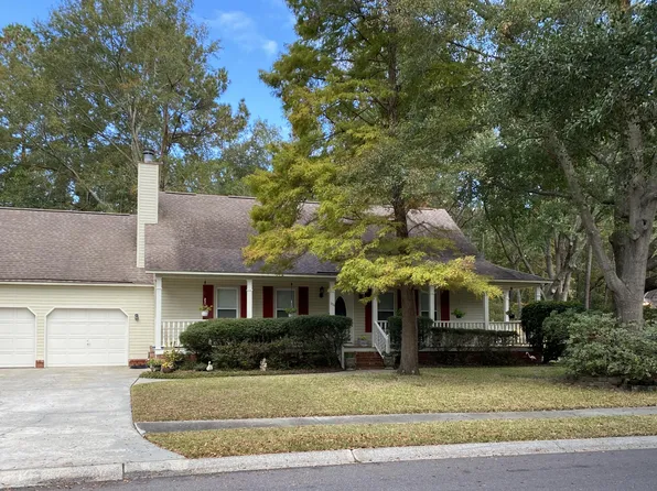104 Steeple Chase Dr, Goose Creek, SC 29445