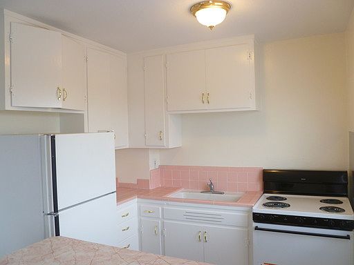 5th image of 1341 La Playa St APT 20