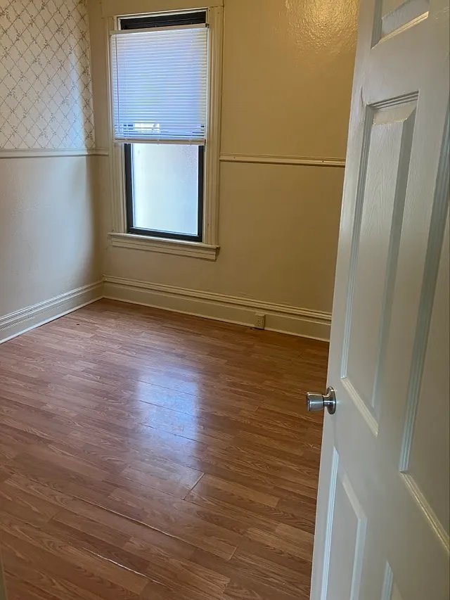 3 bed, 1374 sqft, $1,450 — Photo 4