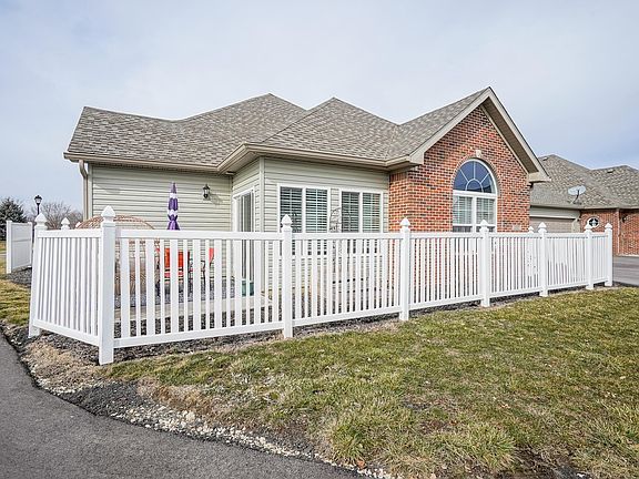 3rd image of 1337 Clearvista Dr