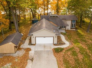 21759 Puterbaugh Ln, Cassopolis, MI 49031
