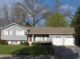 1867 Raintree Trl, Collinsville, IL 62234